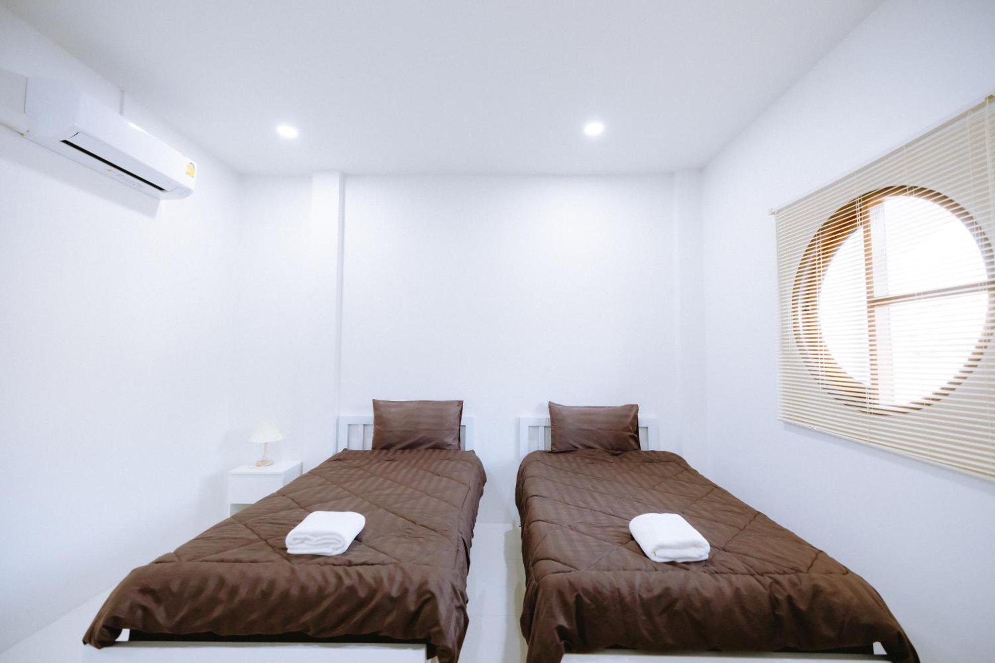 נאקון נאיוק Peeranon Resort מראה חיצוני תמונה
